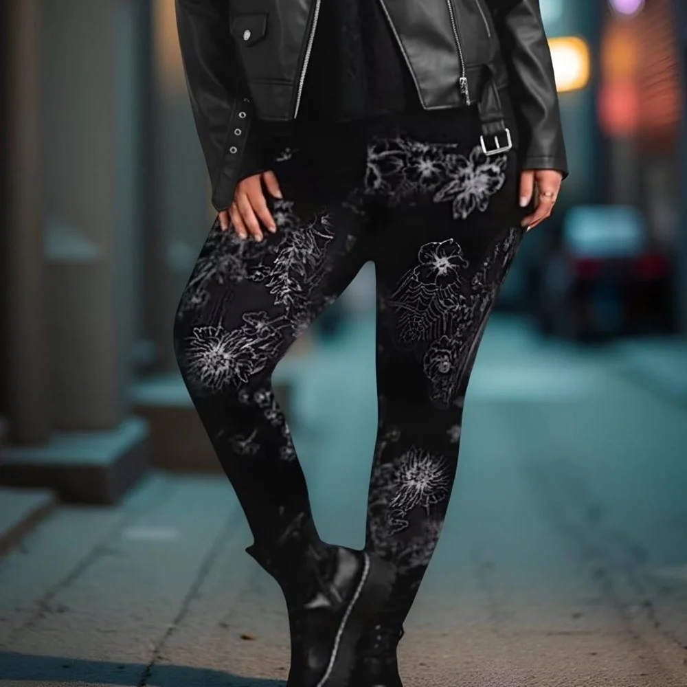 TORRID Nightfall Sketch Spiderweb Floral Deep Black Cropped Leggings NWT Size 3X